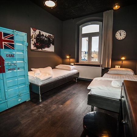 Hostel Am Bahnhof Suhl Zewnętrze zdjęcie