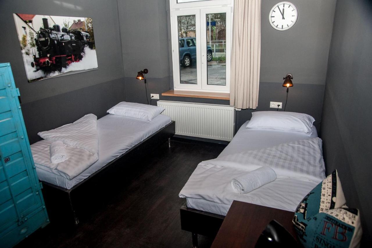 Hostel Am Bahnhof Suhl Zewnętrze zdjęcie