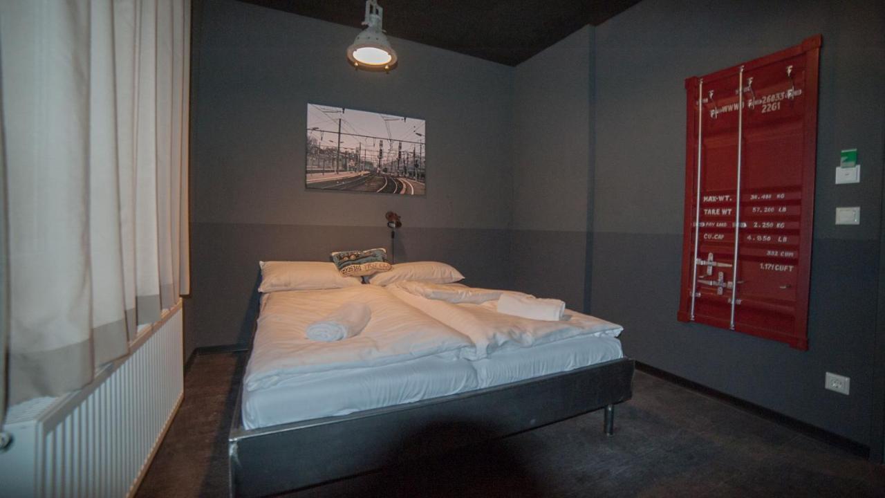 Hostel Am Bahnhof Suhl Zewnętrze zdjęcie